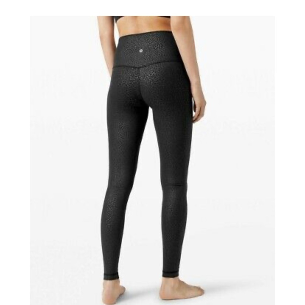 Lululemon align emboss black NWOT